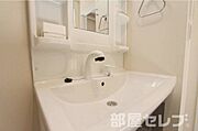 ※201号室の写真を流用しています。