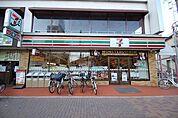 セブンイレブン名古屋栄生駅前店 215m