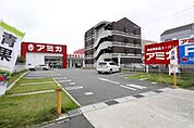 アミカ中村井深店 301m