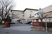 名古屋市立高杉中学校 633m