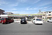 ミニストップ名古屋稲上町店 264m