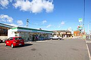 ファミリーマート中村東宿町店 202m