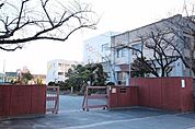 名古屋市立春田小学校 219m