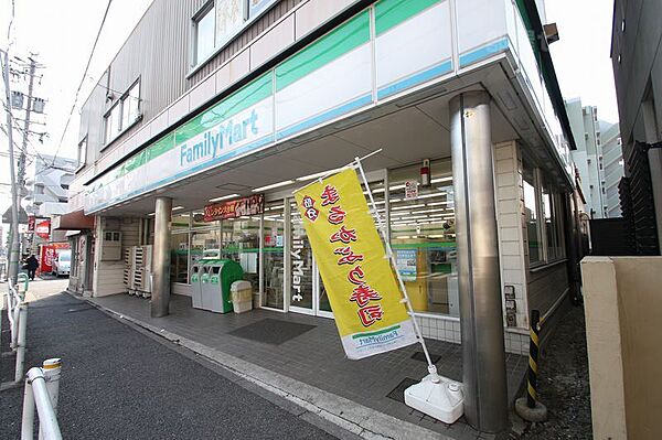 画像27:ファミリーマート 笹塚町店 140m