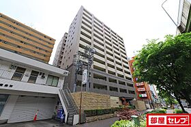 グラン・アベニュー 名駅南  ｜ 愛知県名古屋市中川区松重町4-41（賃貸マンション2LDK・12階・75.40㎡） その1