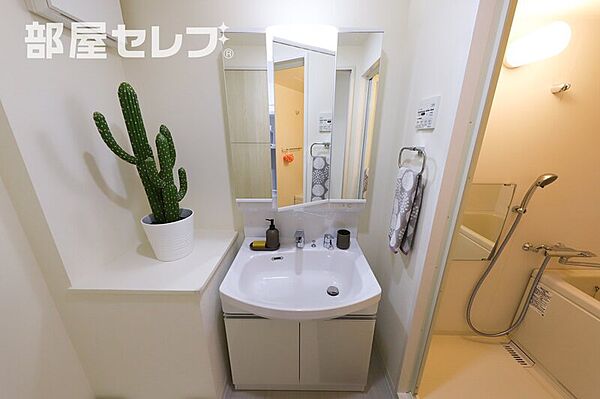 サクシード大曽根
