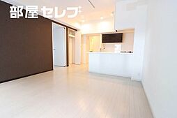 ファーストレジデンス栄 10階1LDKのリビング/ダイニング