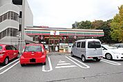 セブンイレブン名古屋権現通店 155m