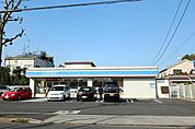 ローソン中川的場町店 386m