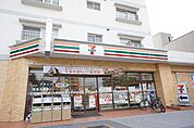 セブンイレブン名古屋桜本町店 386m