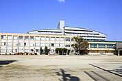 名古屋市立旭丘小学校 301m