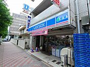 ローソン北今池店 202m