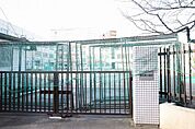 那古野小学校 240m