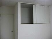 約6畳のお部屋にも収納あり