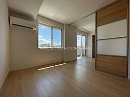 Surfinia堅田 2階1LDKのリビング/ダイニング