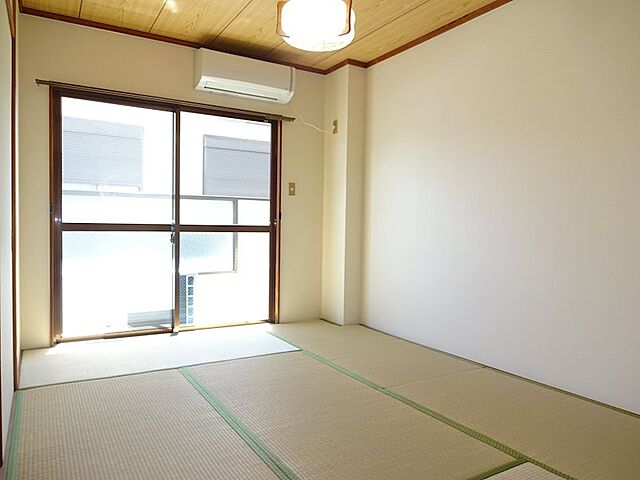 寝室