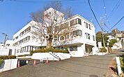 医療法人社団仁輪会くず葉台病院 徒歩10分。 800m