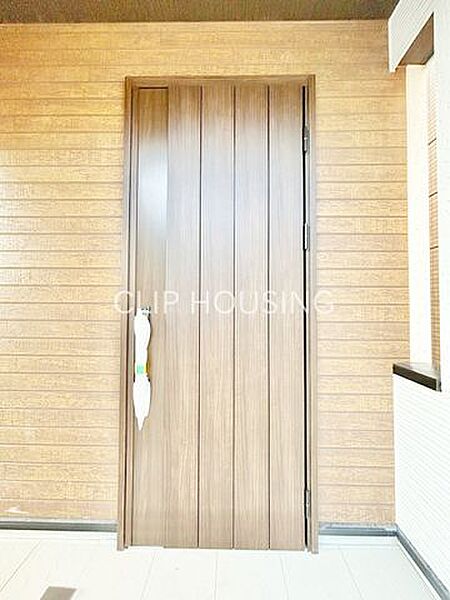 玄関を拡大表示