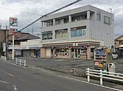 セブンイレブン小田原国府津西店 徒歩8分。 640m