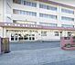 周辺：茅ヶ崎市立円蔵中学校 徒歩8分。 640m