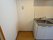 冷蔵庫置き場
