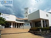 私立大手前短期大学 459m