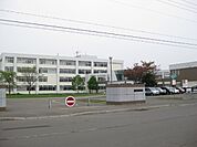 高校「北海道滝川高校まで1125m」