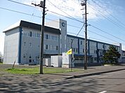 小学校「砂川市立砂川小学校まで1499m」