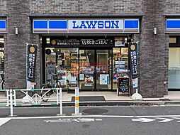 ローソン渋谷初台一丁目店 徒歩8分。 640m