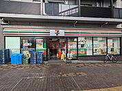 セブンイレブン杉並甲州街道店 徒歩4分。 280m
