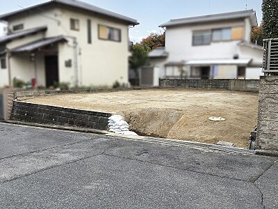 外観：JR王寺駅とJR畠田駅の2WAYです