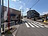 外観：前面道路含む現地写真