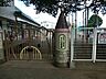 周辺：すわ幼稚園 490m