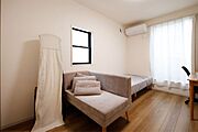 2階洋室も室内コンディション良好