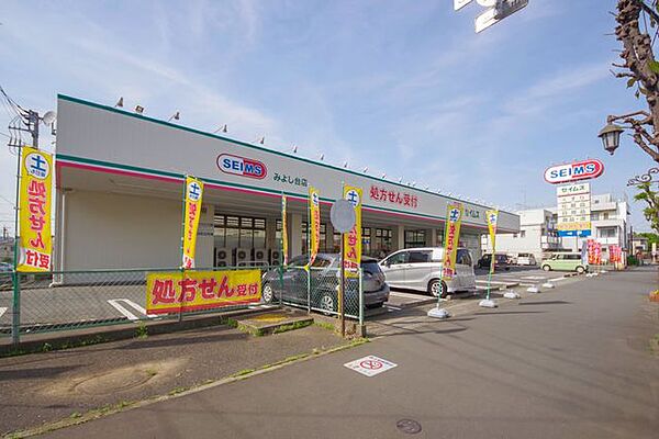 周辺を拡大表示