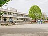周辺：富士見市立関沢小学校 徒歩8分。 610m