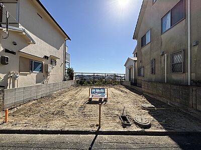 外観：・南側に建物が無いため、眺望・通風・陽あたり良好♪