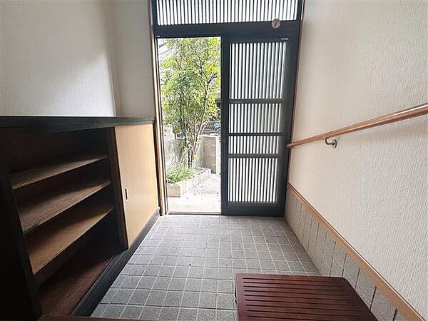 玄関