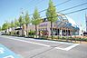 周辺：マルフジ羽村店　徒歩10分・広々とした駐車場があり、お車で週末のまとめ買いにも便利です。
