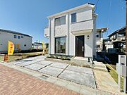 静かな住宅街で、落ち着いた暮らしをゆったりとお過ごしください。