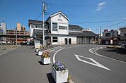 羽村駅　徒歩12分・生活関連施設が身近に揃っている安心感も魅力のひとつですね。