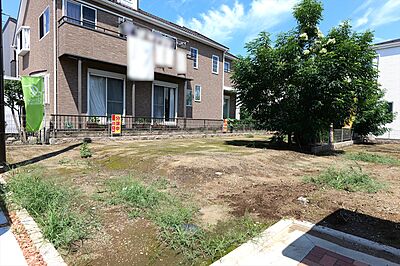 外観:緑豊かで閑静な住宅街に、34坪超の敷地をご用意。 外観:緑豊かで閑静な住宅街に、34坪超の敷地をご用意。