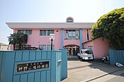 村野小鳩幼稚園　徒歩12分・子どもの尊厳を大切に考え、一人ひとりの個性を尊重。 