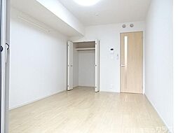 ザ・コンフォート 205 2階1Kのリビング/ダイニング