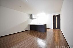 プリュムレーヴ 102 1階1LDKのリビング/ダイニング