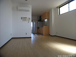 フローレ大宮 501 5階1LDKのリビング/ダイニング