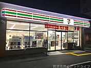 セブンイレブン西京極西大丸町店 293m