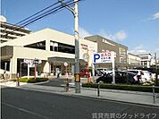 万代五条西小路店 627m