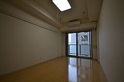 丸大ビル 502 5階1Kのリビング/ダイニング