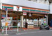 セブンイレブン豊島千早1丁目店 237m